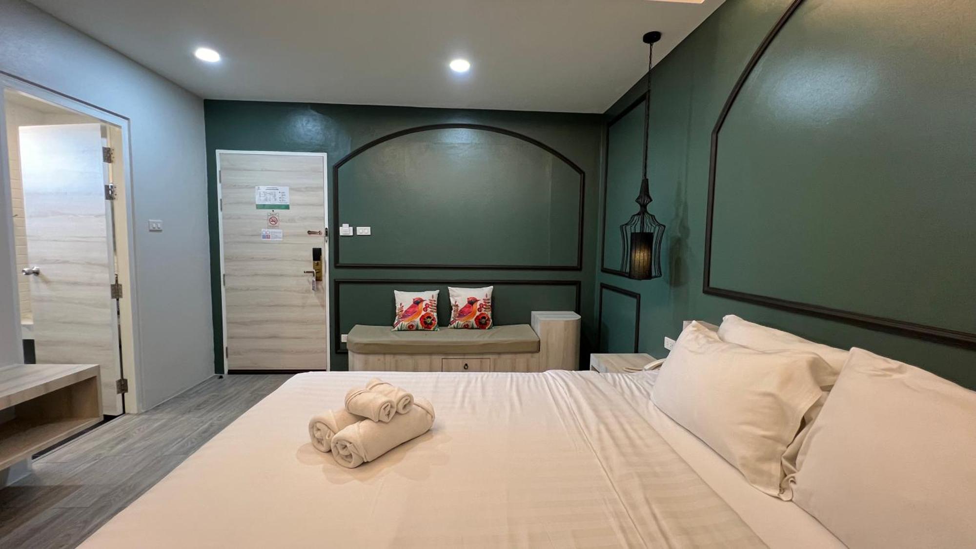 Peranakan House Phuket Eksteriør billede